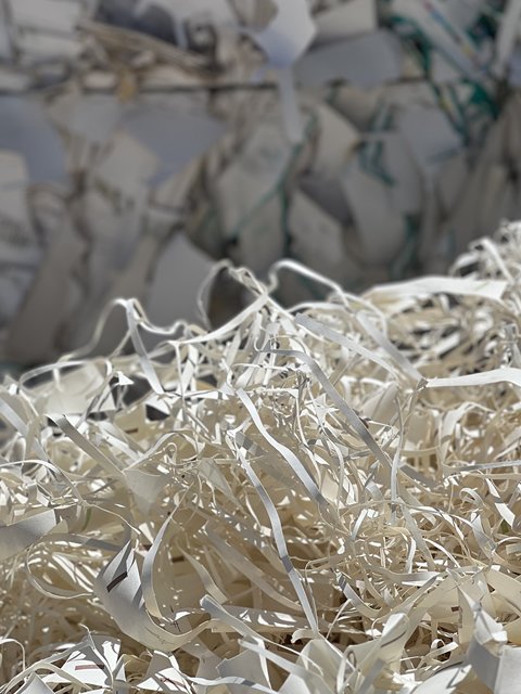 Asre Kağıt Geri Dönüşüm Toplama İstasyonu