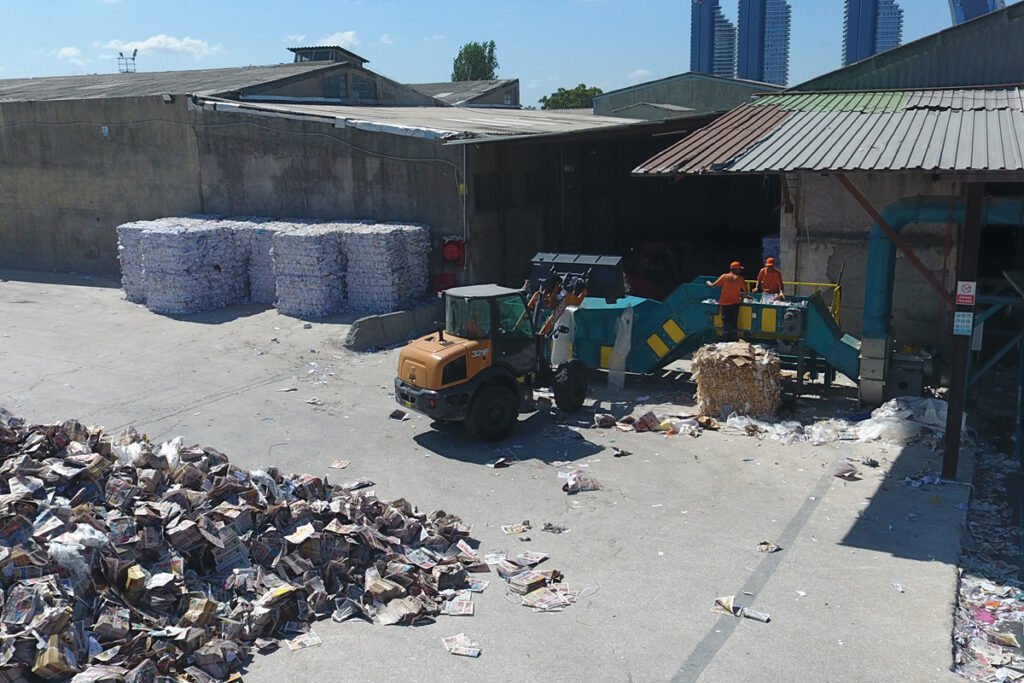 Asre Kağıt Geri Dönüşüm Toplama İstasyonu